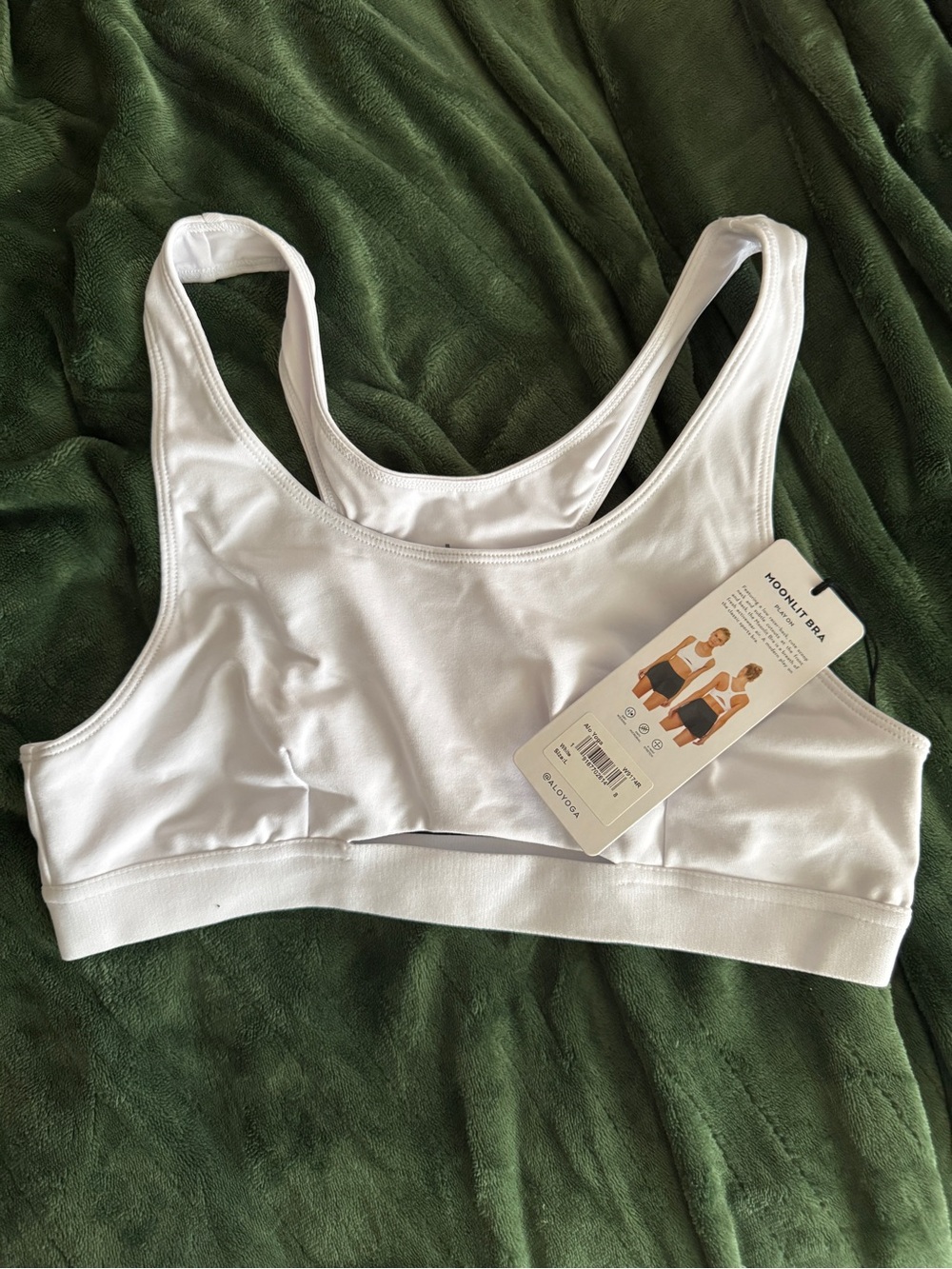 NWT Alo Yoga moonlit bra